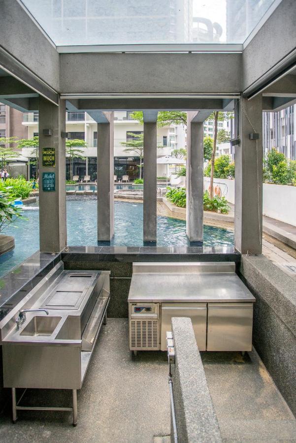 188 Klcc By Cobnb Apartment