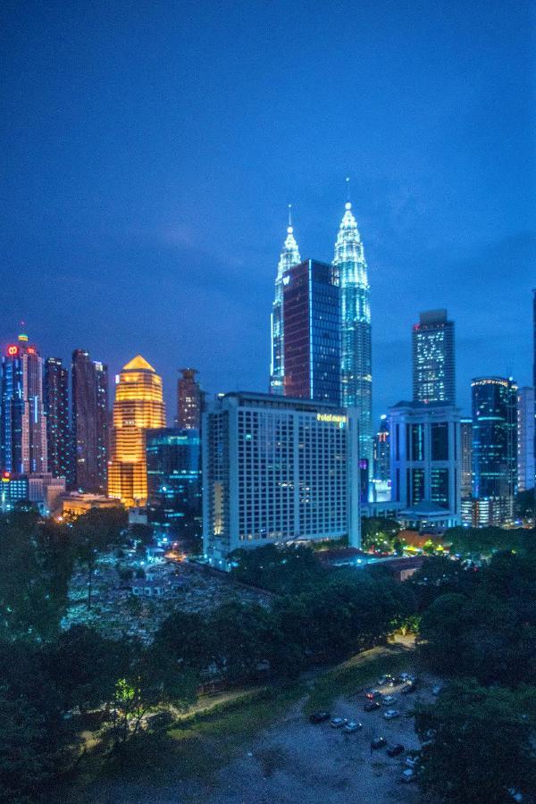 188 Klcc By Cobnb Apartment